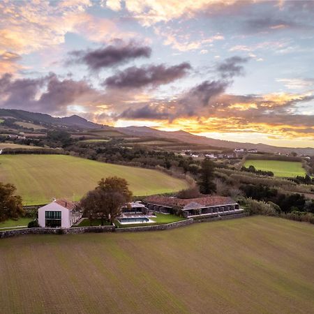 Sensi Azores Nature And Spa Ginetes Buitenkant foto The Old School House, Llanfairpwll, North Wales