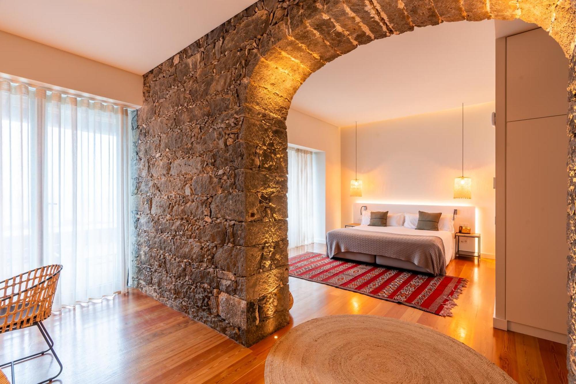 Sensi Azores Nature And Spa Ginetes Buitenkant foto The hotel's rooms are located in the former monastery