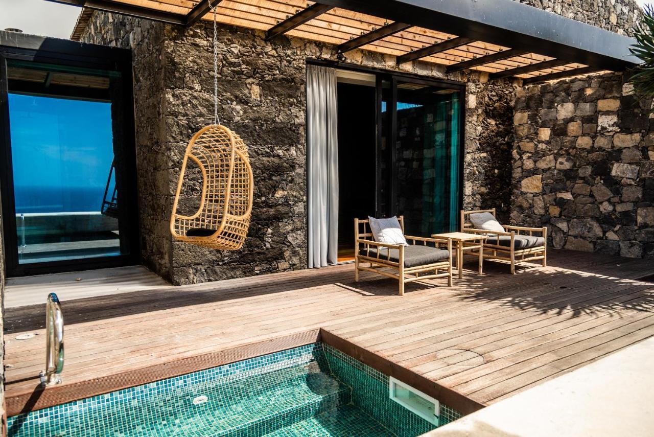 Sensi Azores Nature And Spa Ginetes Buitenkant foto The private pool of a suite at the hotel